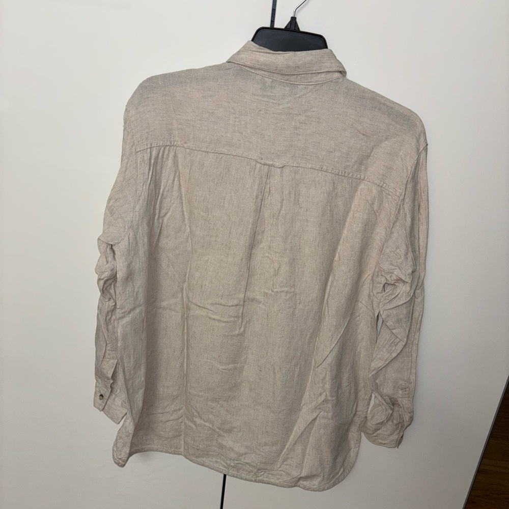 Old Navy Beige Button-Up Shirt - Picture 3 of 3